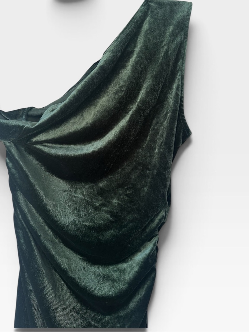 Commense One-Shoulder Velvet Mini Dress - Dark Green - Picture 4 of 11